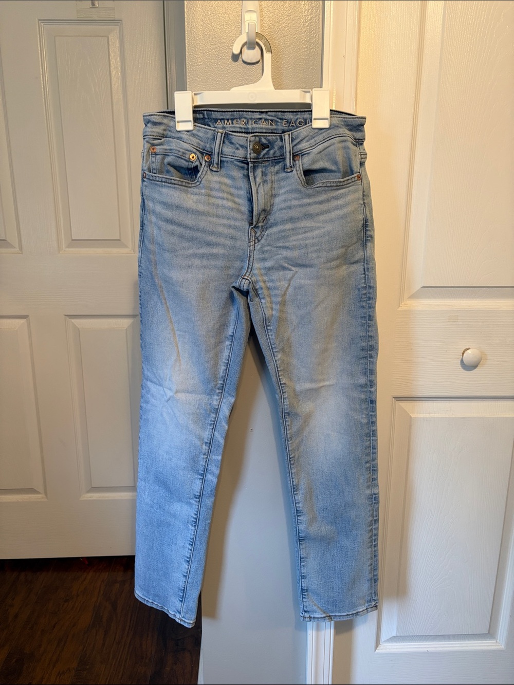 American Eagle Men's Light Blue Straight Leg Jeans